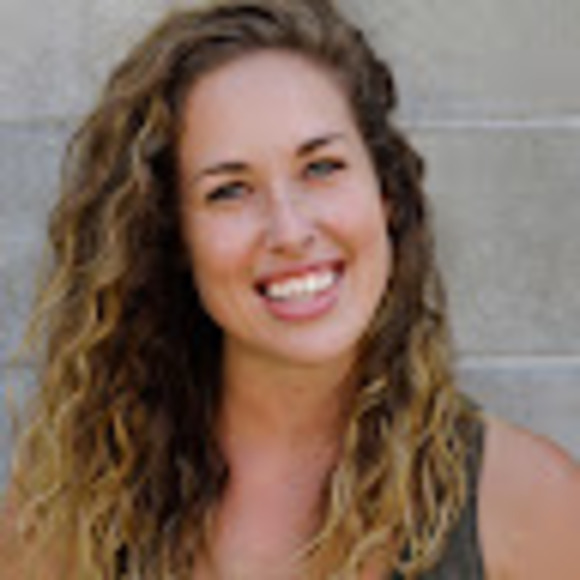 Meet your Posher, Emily - Picture 1 of 1